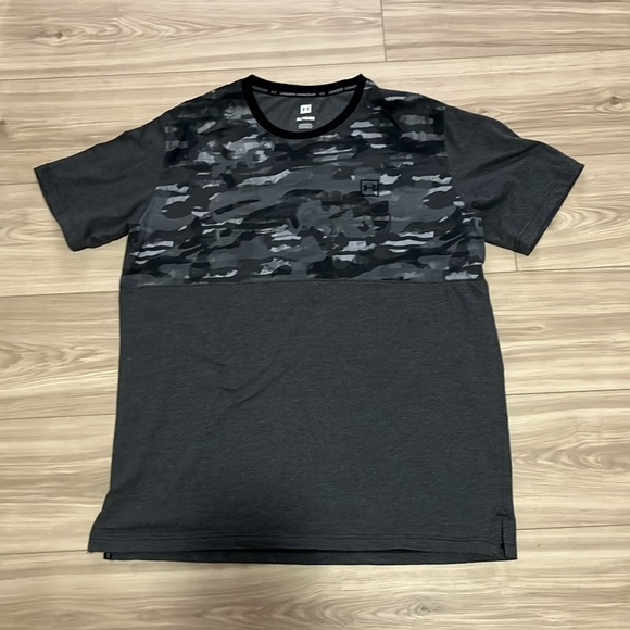 Under Armour Camo Tee - Picture 4 of 5